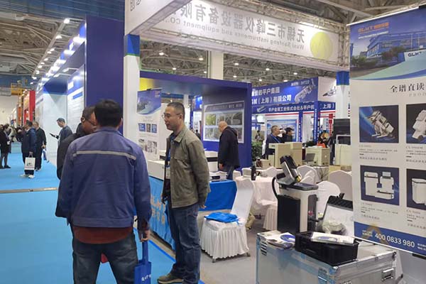 為嘉賓介紹我司產品